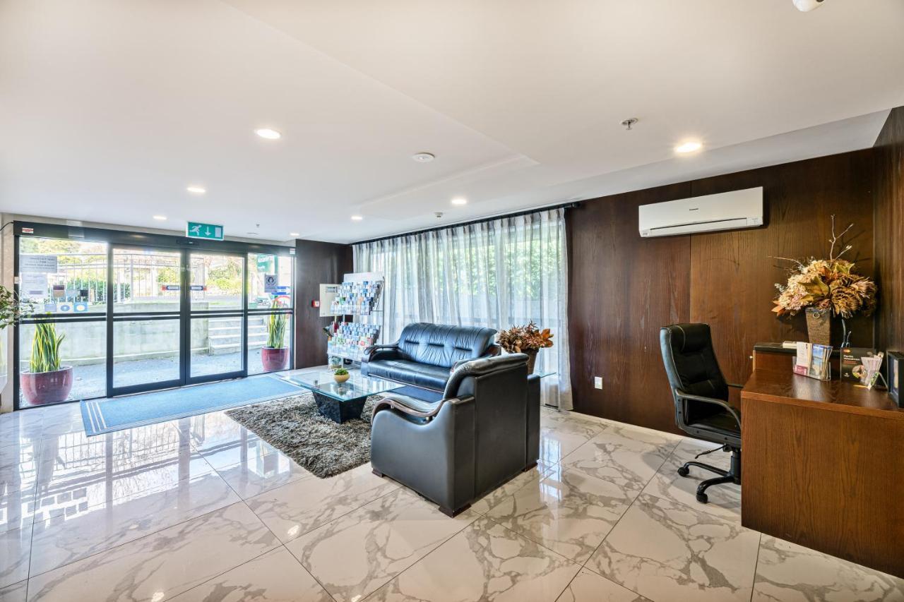 Alexander Inn Auckland Bagian luar foto