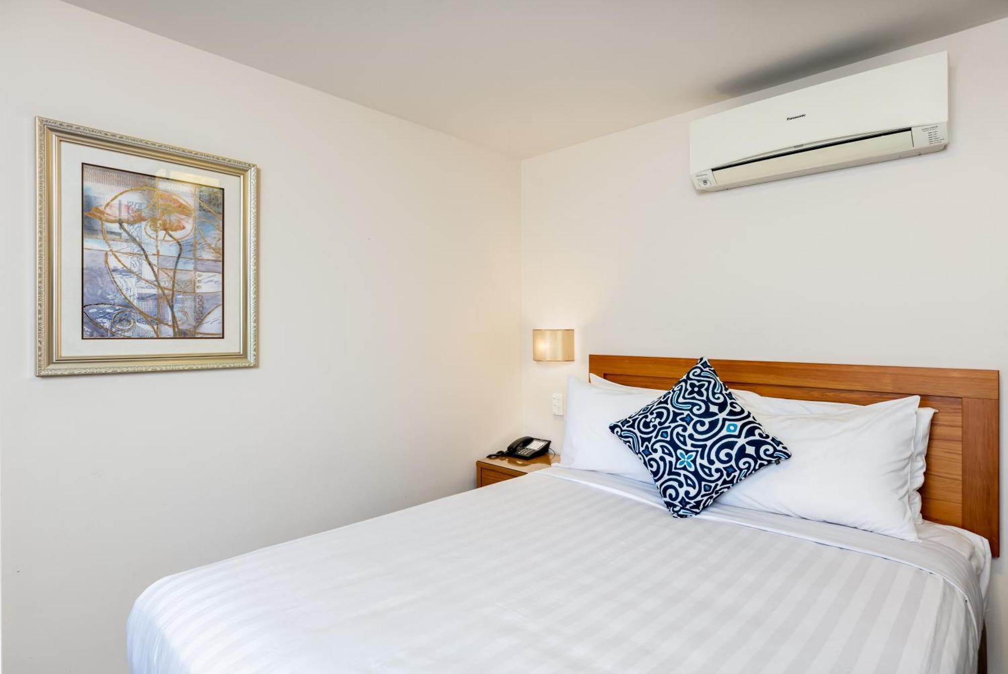 Alexander Inn Auckland Bagian luar foto
